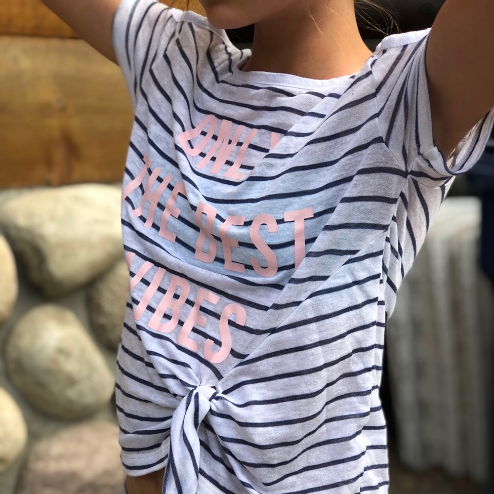 ONLY THE BEST VIBES striped T - Picture 5 of 8